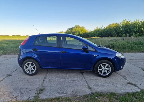 Fiat Punto cena 11900 przebieg: 91469, rok produkcji 2006 z Dęblin małe 106